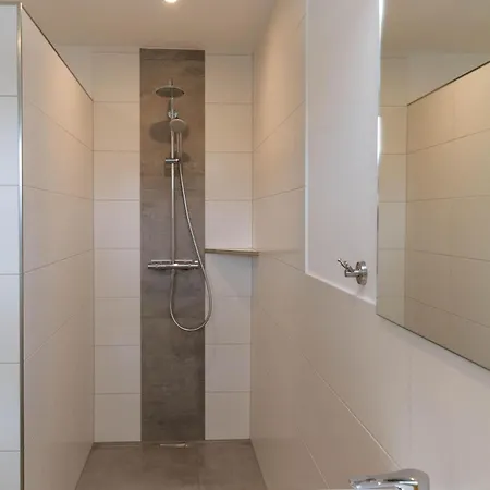 Wohnung-pier Böhl